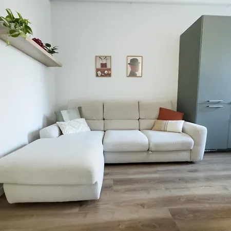 Corte Di Mi - Station & Loreto, Milán